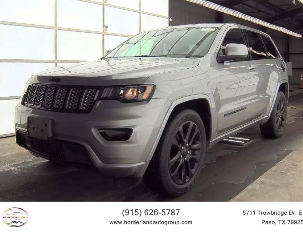 JEEP GRAND CHEROKEE 2017 1C4RJEAG3HC952739 image